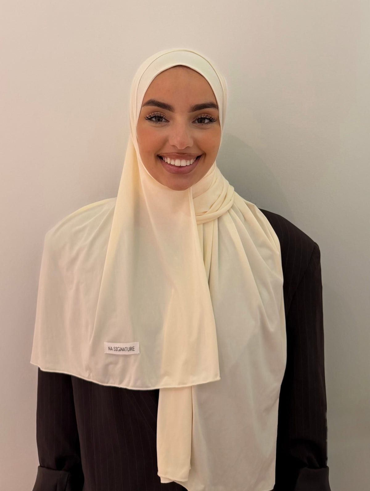 Cream Vanilla bamboo hijab in bamboo viscose, NaSignature, view 2