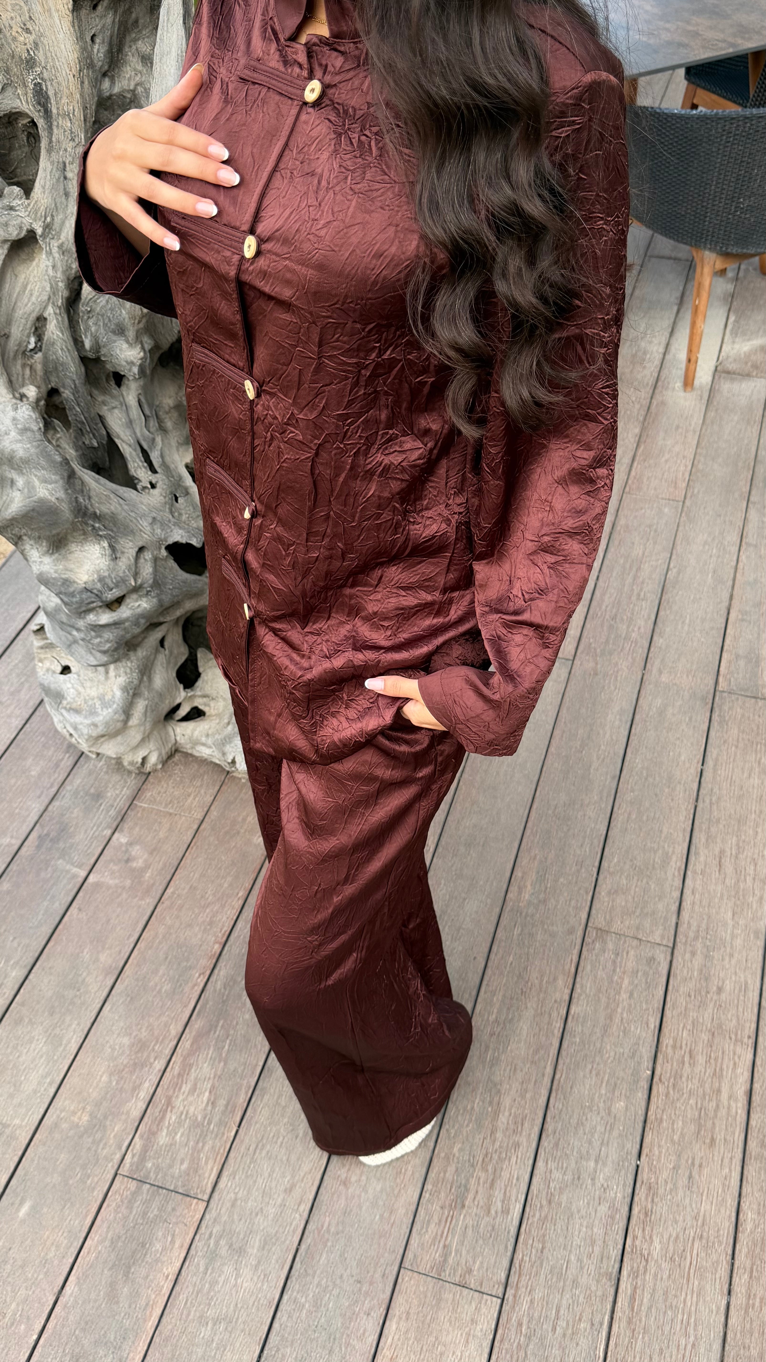 Close-up of the NaSignature brown 2-piece set, buttoned tunic and wide-leg pants